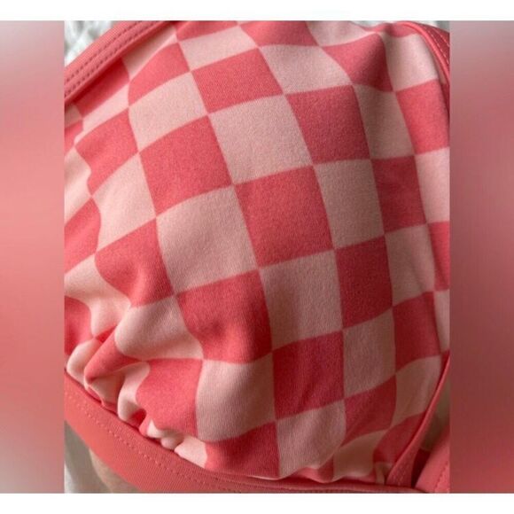 KONA SOL - NWT - L Sz 1X (16W - 18W) Halter Triangle Bikini Top in Pink & Peach - Picture 7 of 16